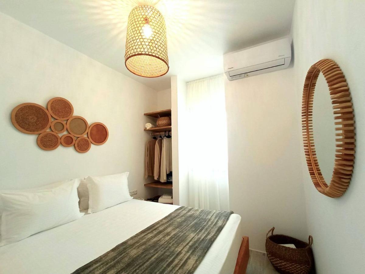 Beach Apartment Thalia With Hot Tub And Sea View Agios Prokopios  Ngoại thất bức ảnh